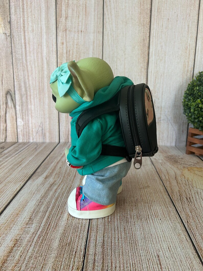 Handmade Mini Backpack for 11-inch Grogu. Faux Leather and Printed Fabric image 6