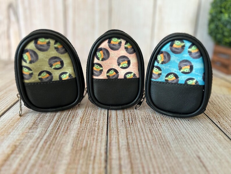 Handmade Mini Backpack for 11-inch Grogu. Faux Leather and Printed Fabric image 13