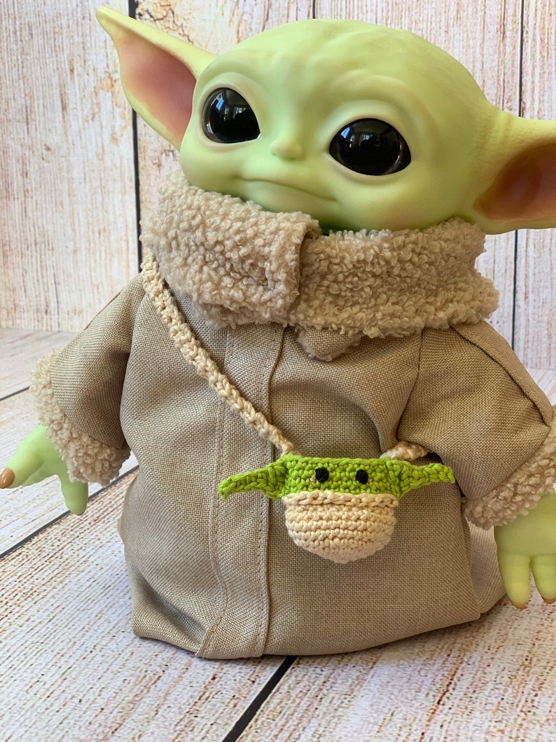 Baby Yoda Knitted Bag for 11 inch Baby Yoda Doll image 2