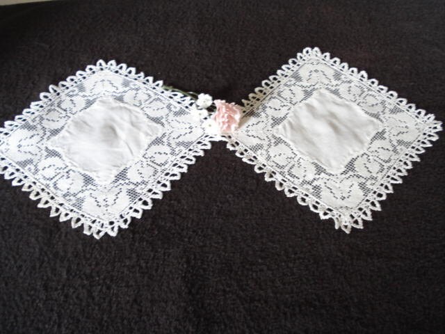 Deux Napperons en Dentelle de Crochet Petit, Blanc Élégant, Au Crochet, Décoration Table, Centre Piè