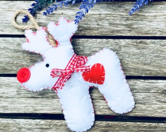 White Reindeer Felt Christmas Tree Ornament - Deer Christmas Decor - Cute Animal Christmas Accents - Christmas Gifts - White Christmas Decor