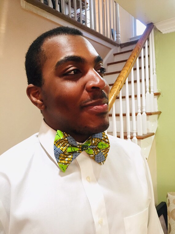 African Fabric Bow Tie, Black History Men's Bow Tie, Ankara print tie, groomsmen gifts, African wedding bow ties, Unisex bow Tie, Men Gifts