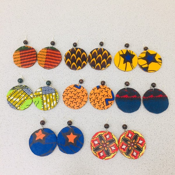 Afrikanische Stoffohrringe, Ohrringe mit schwarzer Geschichte, Ankara Stoffohrringe, Afrikanischer Schmuck, Stoffohrringe, handgefertigte afrikanische Mode, Geschenke