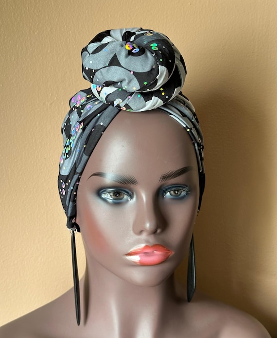 Pre-tied Turban, Women Pre-tied Headwraps, Pre-tied Stretch Headwrap, Chemo Cap, Alopecia Cap, Ready-to wear Black Headwrap, Turban with bun