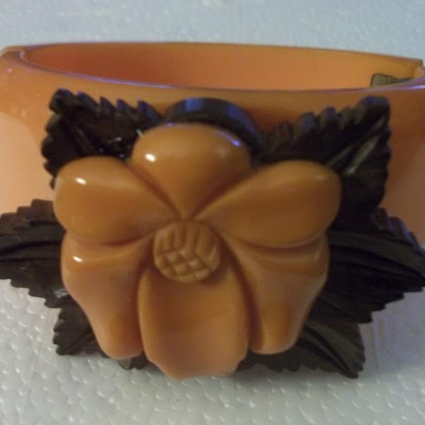 Muy raro Baquelita Vintage Butterscotch Tallado Clamper Pulsera