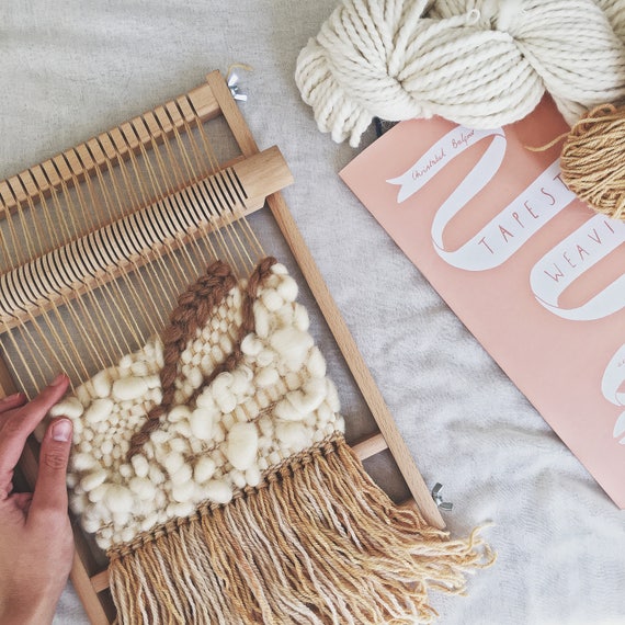 How to Warp a Small Frame Loom with a Heddle Bar 