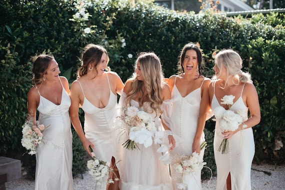 White long best sale bridesmaid dress