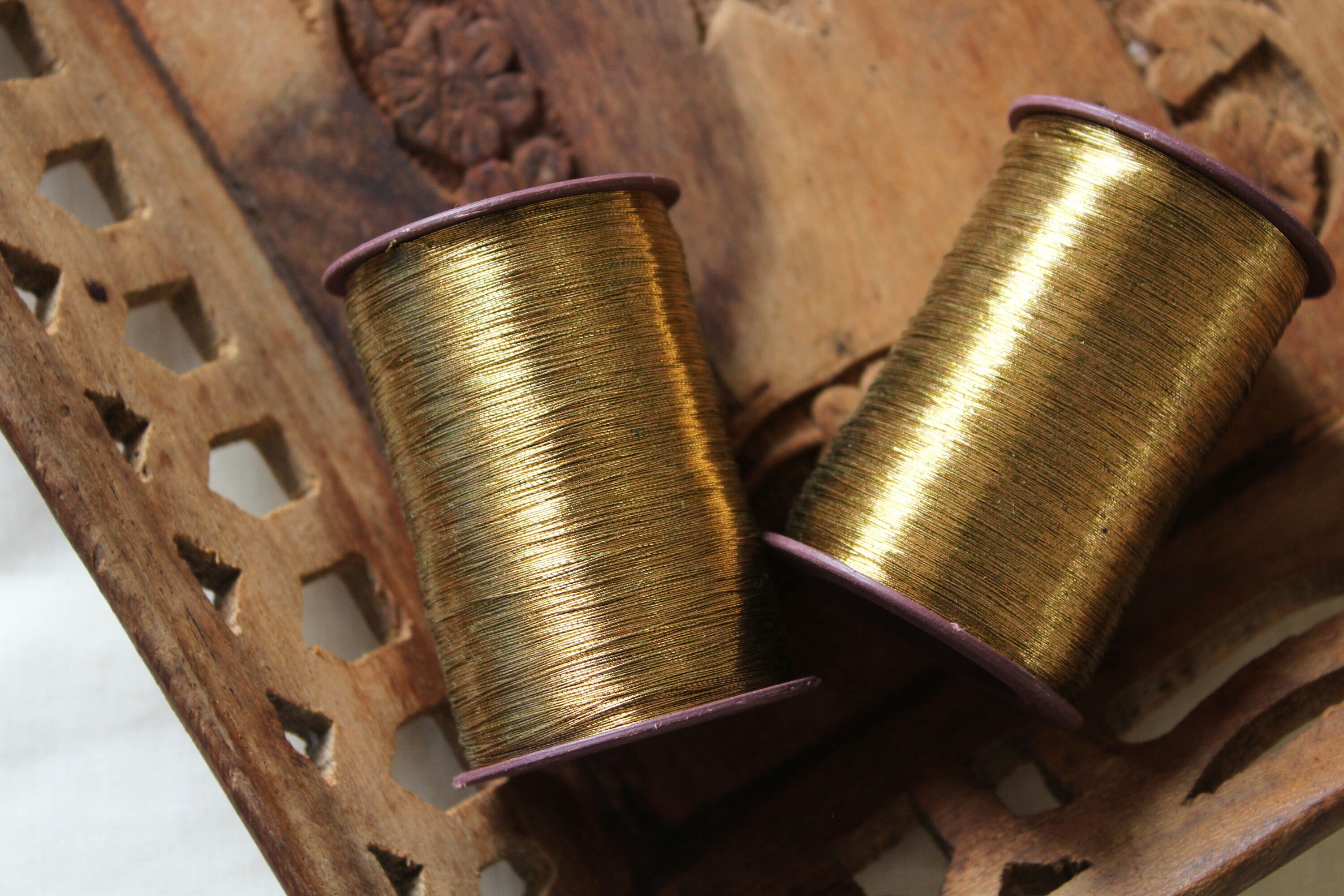 Antique Gold Zari Metallic Thread-hand Machine Embroidery metallic Sewing  Thread-zardozi-luneville Embroidery-tambour Embroidery-2 Rolls 