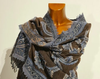 Winter scarf of thin brown and blue wool with Indian cashmere ethnic designs, elegant stole for the holidays embroidered with beads