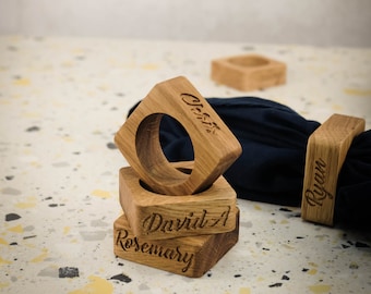 Ronds de serviette personnalisés, Ronds de serviette en bois, Rond de serviette personnalisé, Serviettenringe aus Holz mit Name, Décoration de table de mariage