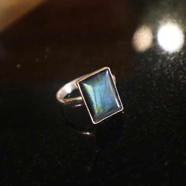 Finland spectrolite 925silver ring / Handmade item / hand polished gem / Square design