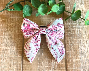 Fuchsia Paisley Pet Sailor Bow Tie: Cat & Dog Accessory