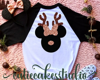 Koszulka disney - Koszulka świąteczna disney - Bożonarodzeniowa impreza miki - Koszulka disney rose gold - Koszulka disney vacation reindeer raglan
