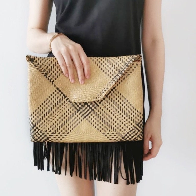 Rattan Clamshell Clutch, Ivory