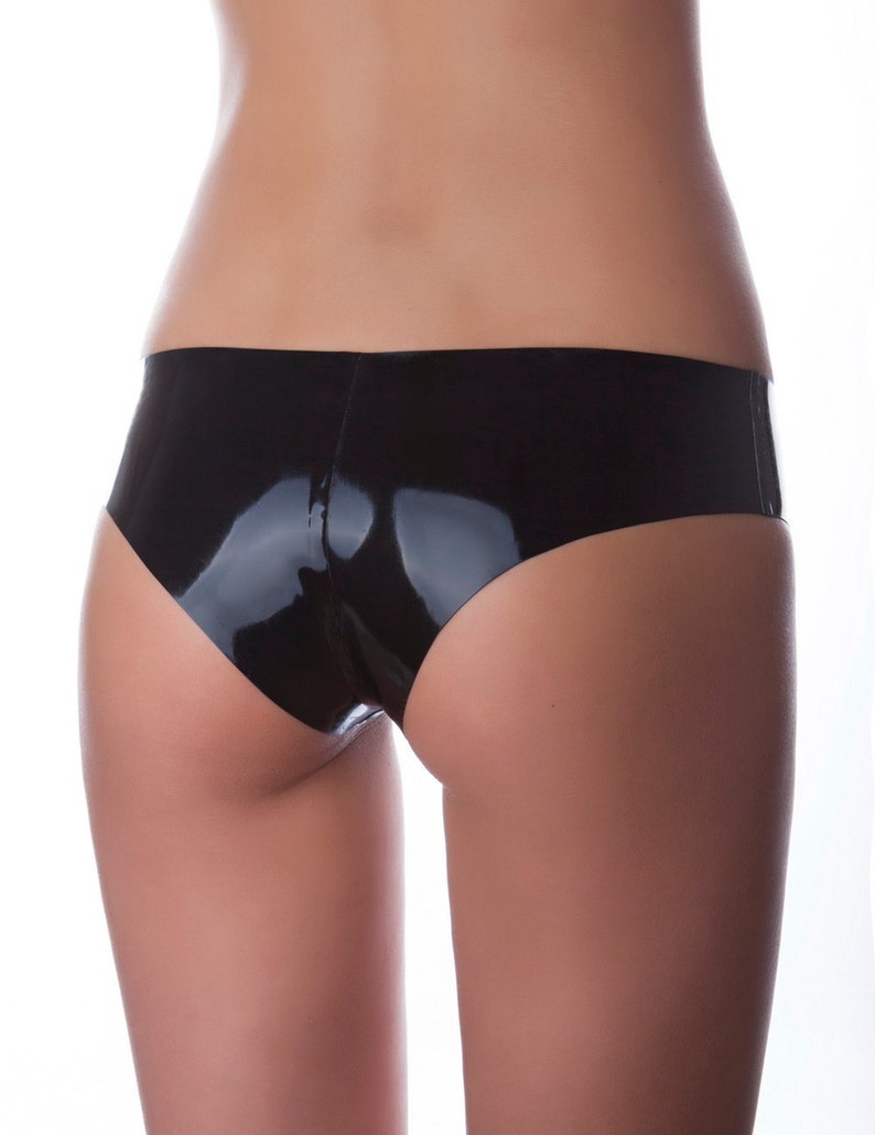 Latex panties with side and back seams image 1