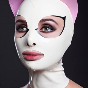 Maschera da gatto in lattice con ciglia e orecchie rosa
