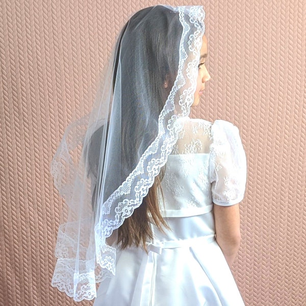 First Communion Mantilla Veil Wide Lace Edge Girl's White Eggshell Natural White Velo de Primera Comunion