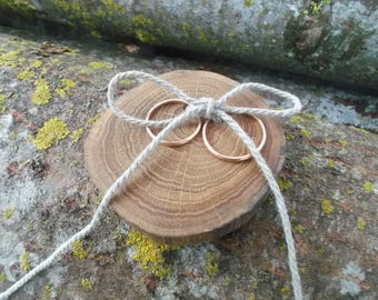 Rustic Ring Bearer Pillow, Wood Wedding Ring Bearer Slice, Rustic Wooden Ring Holder, Wedding Wood Slice, Wedding Decor, Wood Wedding Decor