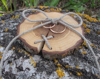 Wood Wedding Ring Bearer Slice, Rustic Ring Bearer Pillow,  Rustic Wooden Ring Holder, Wedding Wood Slice, Wedding Decor, Wood Wedding Decor