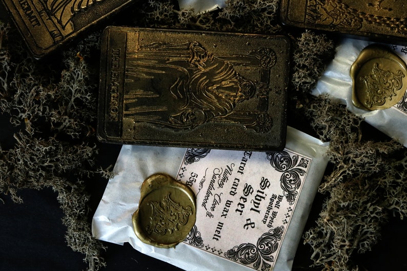 Tarot Card Wax Melts, Tarot Reader Gift, Wax Melts for Witches, Gothic Witchy Wax Melts image 9