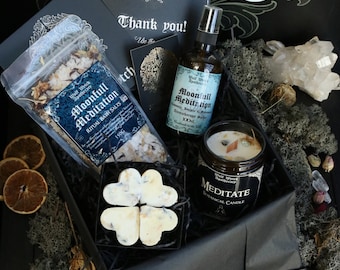 Moon Meditation Gift Box, Relaxing Yoga Teacher Gift, Vegan Pregnancy Bath Gift Box, Crystal Infused Candle Set