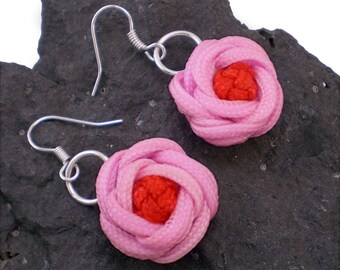Knotted Rose Earrings, Turkshead Knot Rose Earrings, Macrame Rose Earrings, Turks Head Knot, Turkshead Knot (Light Pink & Red)