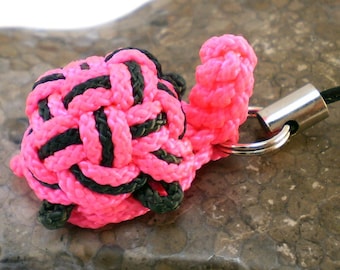 Turtle Charm, Turtle Zipper Pull, Chinese Knot Turtle, Macrame Turtle, Macrame Zipper Pull, Chinese Knot Charm (Hot Pink & Black)