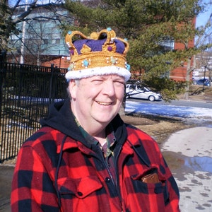 Knitting Pattern Crown Hat, Fun Costume, Royal Winter Hat Pattern, King Queen Princess Prince image 6