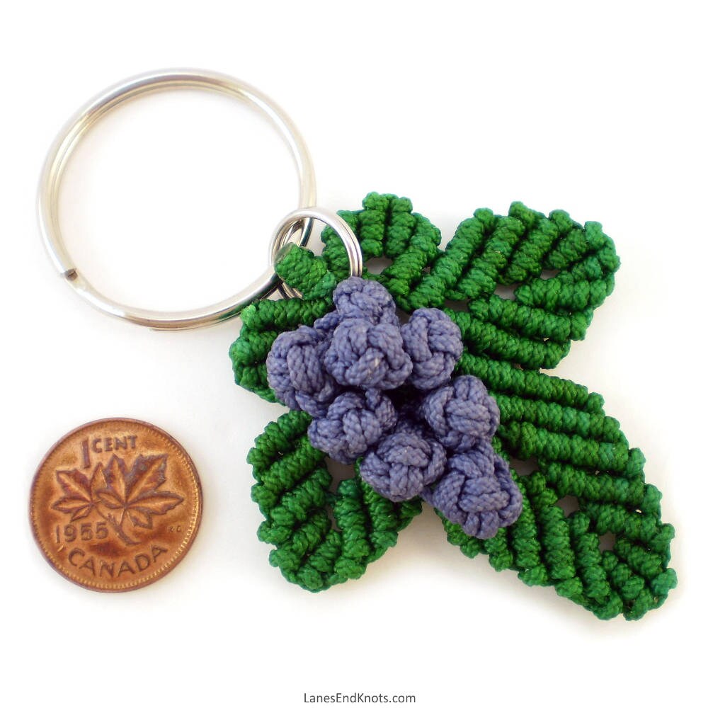 【sinoon】24FW Handmade Grape Keyring キーホルダー (3 color) Chinese Knot Grape Leaf Key Chain, Macrame Grapeleaf Key