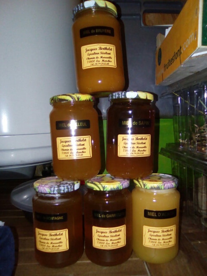 Organic honey image 1