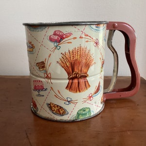Vintage Androck Tin Litho Style Flour/Sugar Sifter-3 Screen-Kitchen Utensils-Tools-Accessories