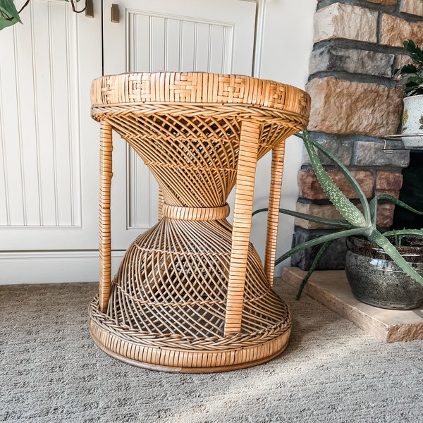 Vintage Wicker Stool, Plant Stand, Side Table, Vintage Table, Vintage Stool, Vintage Wicker Stool, Vintage Wicker