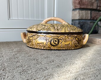 Vintage Fantasia Folk Mexico Pottery Dutch Oven, Baker, Casserole Dish, Yellow and Black, Folk Art, Folk Painting, Vintage Kitchen, Pottery