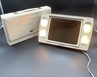 Vintage Bercy Lighted Makeup Mirror w/ Case Mirror Go Lightly Cream Works Great