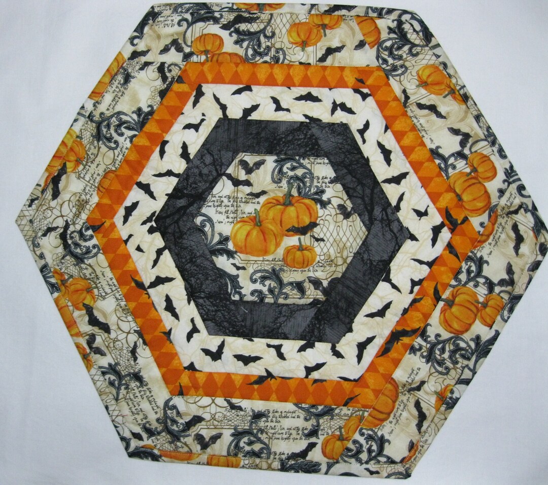 Halloween Table Topper; Hexagon; Bats; Pumpkins - Etsy