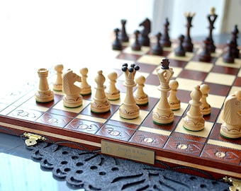 Personalized Hand Carved Chess Set 16" / 41cm: Hornbeam & Beech Wood, Leather/Felt Bag