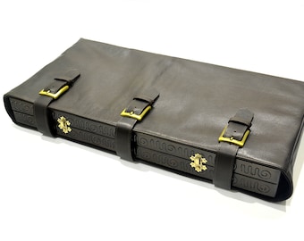 Handmade Leather Chess Board Bag: Personalized Storage Case (17-23 inch)