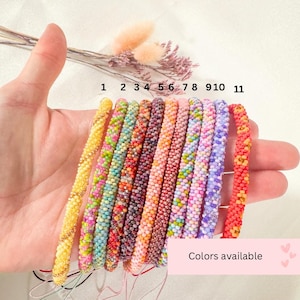 Cinturino per cellulare con perline multicolori: cordino per cellulare fatto a mano