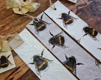 Handmade Bee Bookmark: Decoupage Nature Illustration