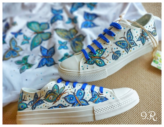 Farfalle Sneakers Scarpe dipinte a mano Farfalle Scarpe Sneakers dipinte a mano Farfalle dipinte a mano Calzature Shoe Art Etsy Italia
