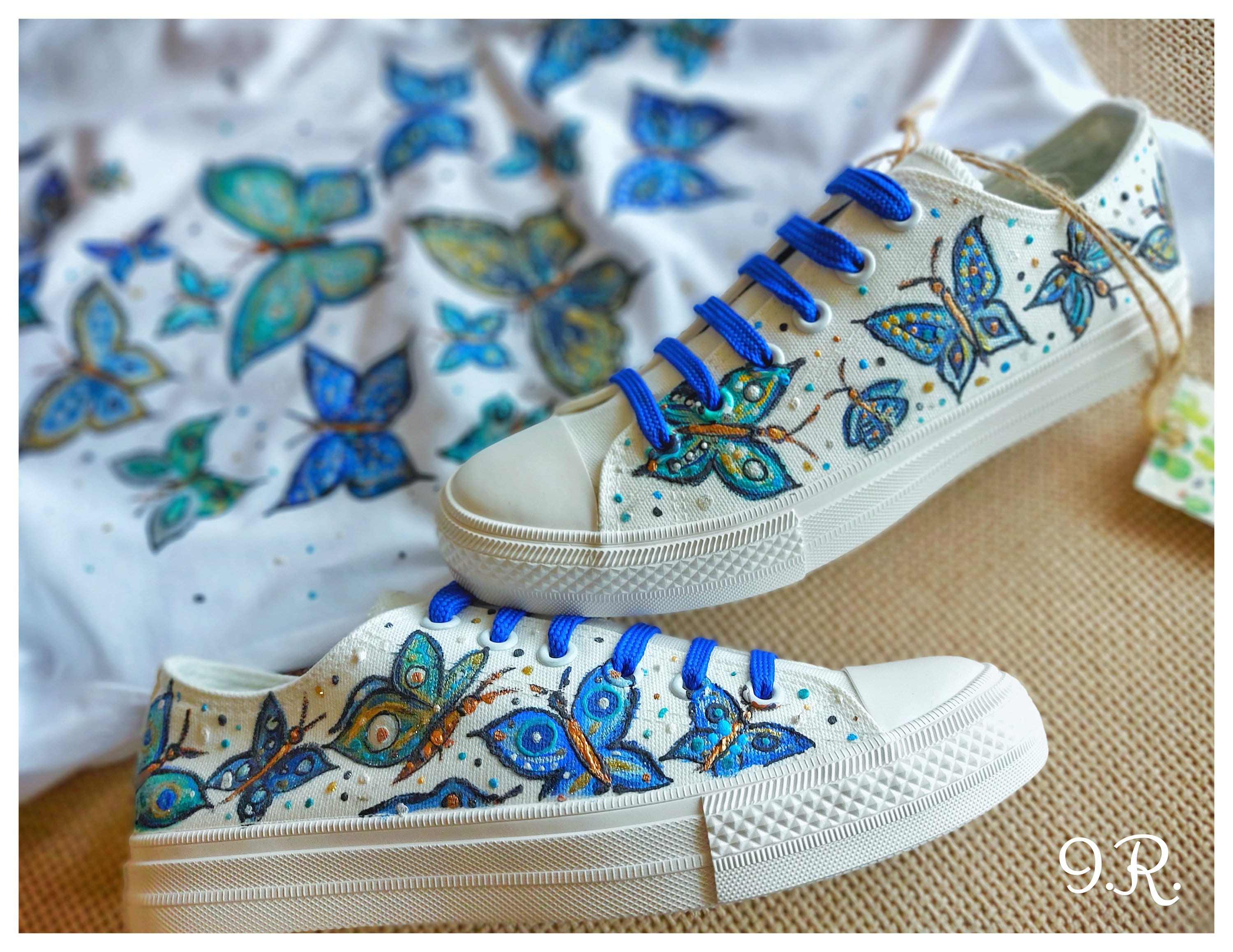 Mindy butterfly appliqu茅 leather sneaker sale