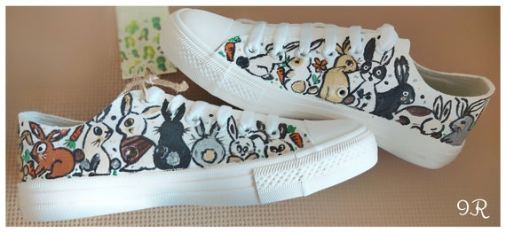 Hand-painted Rabbits Sneakers: Doodle Art Shoes