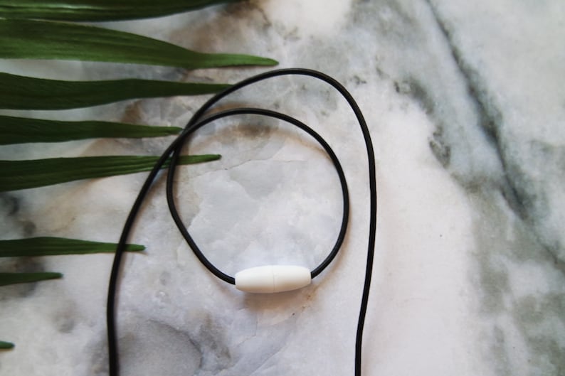 Handmade Beaded Polymer Clay Necklace Geometric Style Marble Effect Silicone Geometric Bead