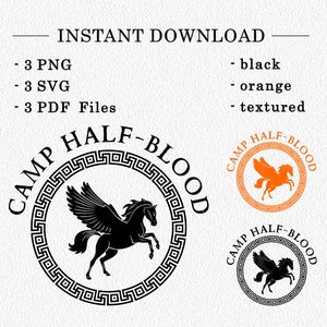 Puede incluir: Logotipo de Camp Half-Blood con un caballo alado en un diseño en blanco y negro. El logotipo está rodeado por un patrón de clave griega. También hay dos variaciones del logotipo con un caballo alado naranja.