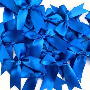Royal Blue grote satijnen strikken 3,5 inch XL, blauwe lintbogen, handgebonden Fray-gecontroleerd, partij gunst geschenkzak strikken, satijnen luxe strikken decor