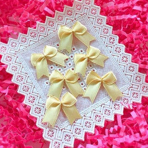 Gold Ribbon Bows 25/50 pcs, 1 inch Satin Bows, Small Fabric Bows for Craft,Card Making,Gift Tag Bows,Favor Bows,Pre Tied Bows,Sew on Bows