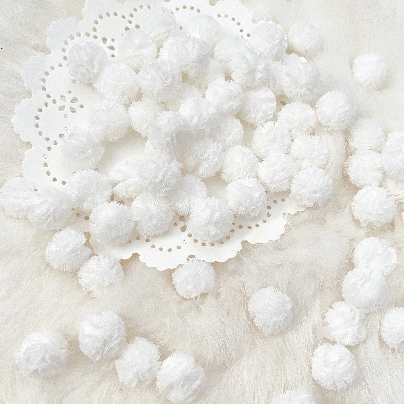 White Tiny Pom Poms 1/2 Inch Tulle Pom Pom Balls White Soft Etsy