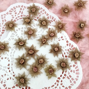12 kleine bruine chrysanten, bronzen bloemen, mini-roosjes, decoratie ambachtelijke projecten, bloemenversiering, appliqué naaien