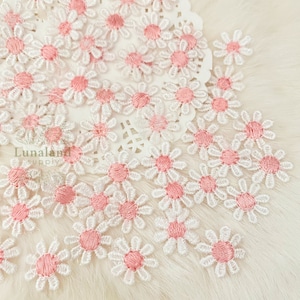 Tiny Lace Pink Daisy- 15mm 12pcs, Embroidery Applique, Cute Flower Patch, Needle Craft Supply, Thread Flowers, Mini Daisy, Sewing Flowers