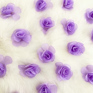 Organza rozen lavendel 30 mm, stof paarse rozen, levering bruiloft decor, gunst bloemen, roos appliqués, boeket rozen, pastelbloemen